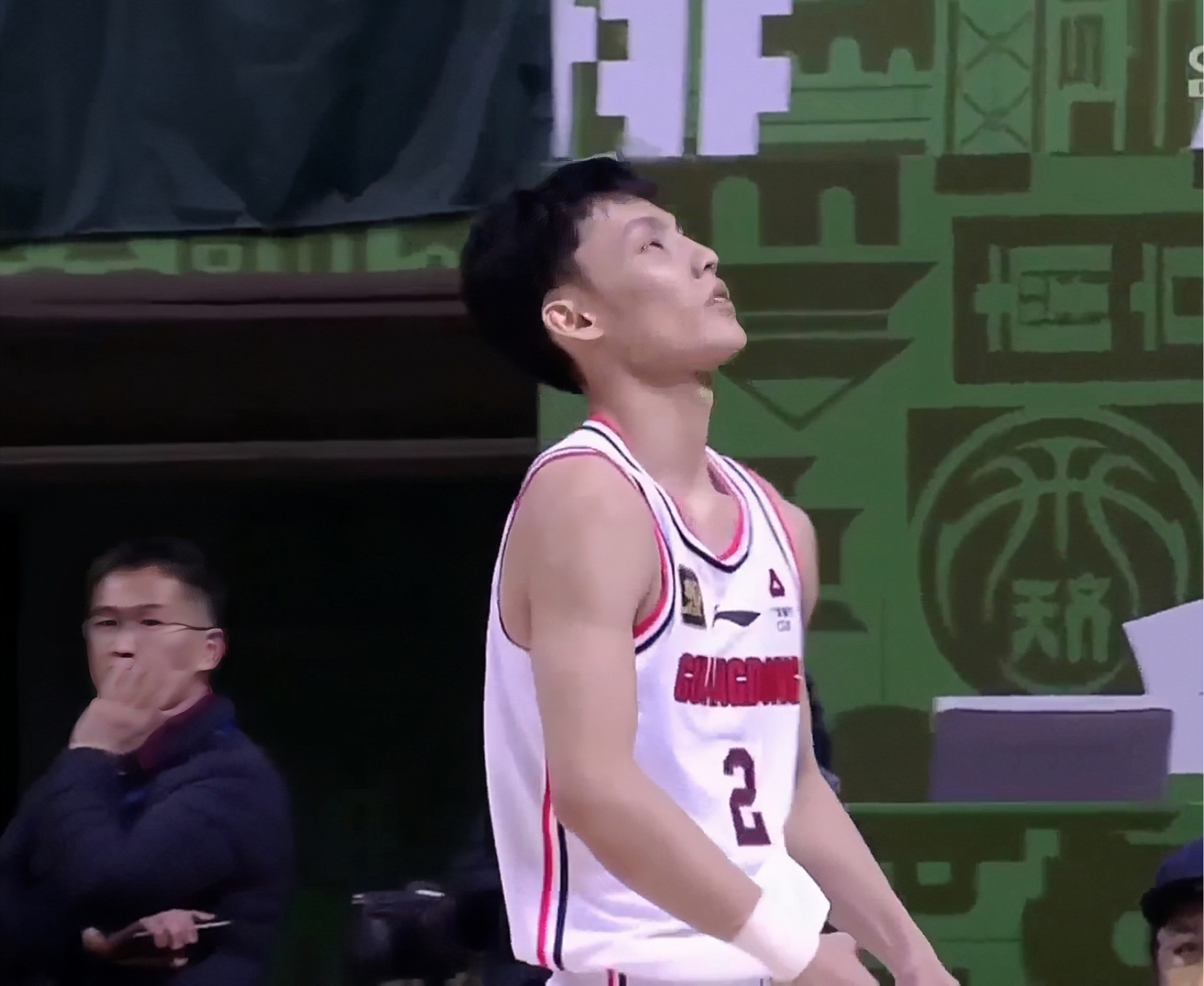 广东宏远豪取胜利，积分榜再添三分的简单介绍
