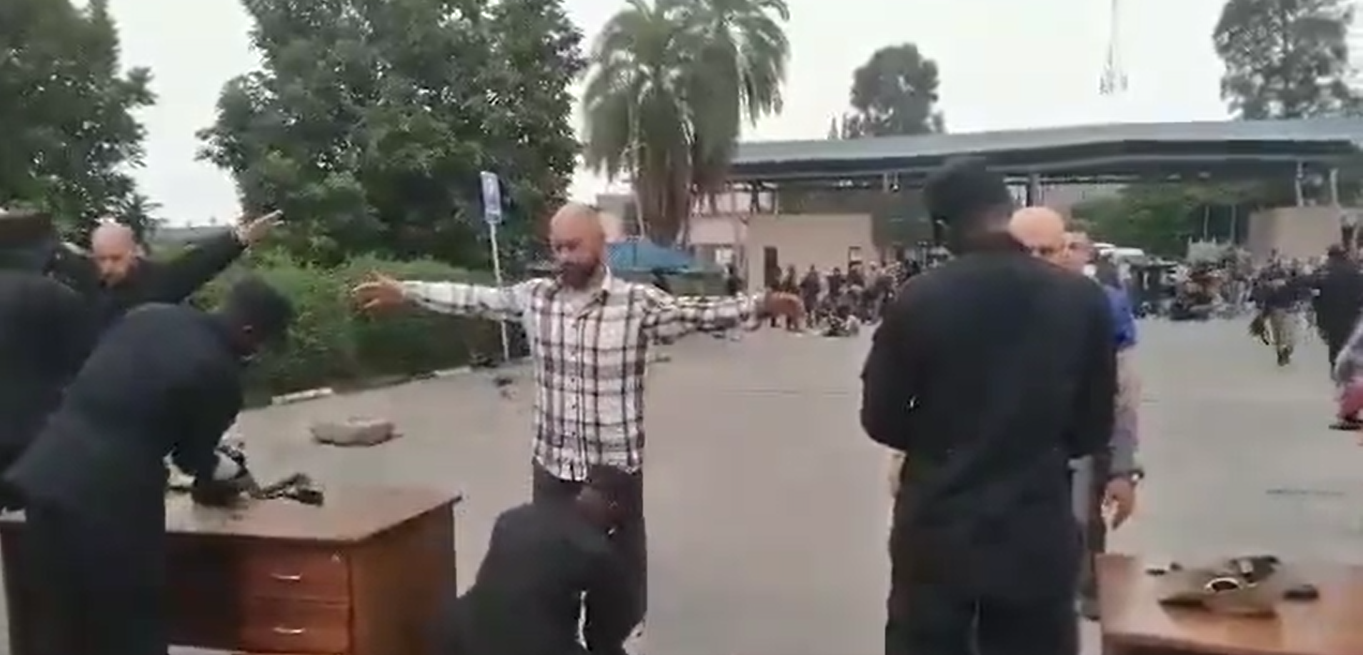 米兰足球官网-包含摩尔多瓦队将挑战卢旺达队，备战工作全面展开的词条